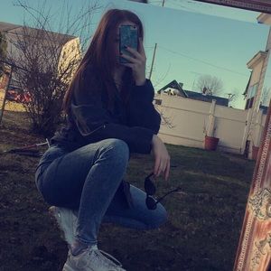 Meet your Posher, Ayana